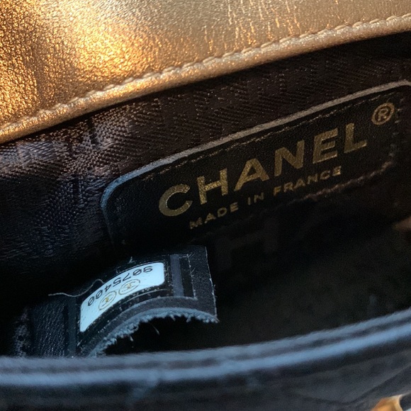 CHANEL Rare Mini Black Matte Gold Satin Leather Quilted Crossbody Vintage Bag🖤 - Picture 10 of 16